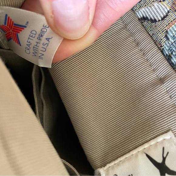 Toby Weston Floral Tapestry Handbag With Adjustable Strap - Picture 6 of 15